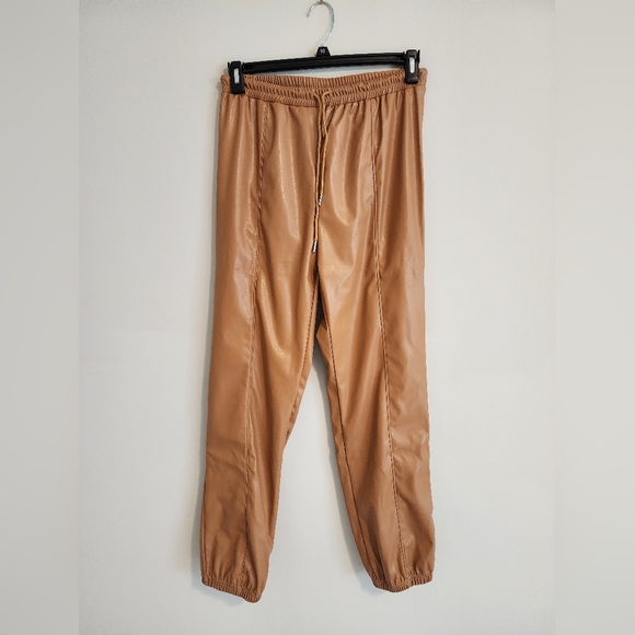 SHEIN Khaki Knot Waist PU Leather Pants & New York & Company Stretch Print Top - Picture 7 of 10